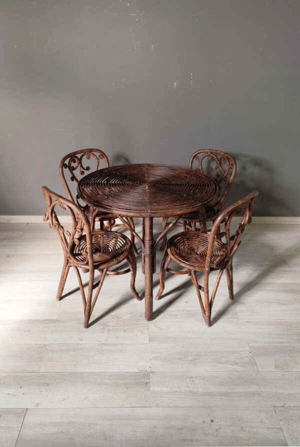 Bambù Armchairs and Round Table - Image 17